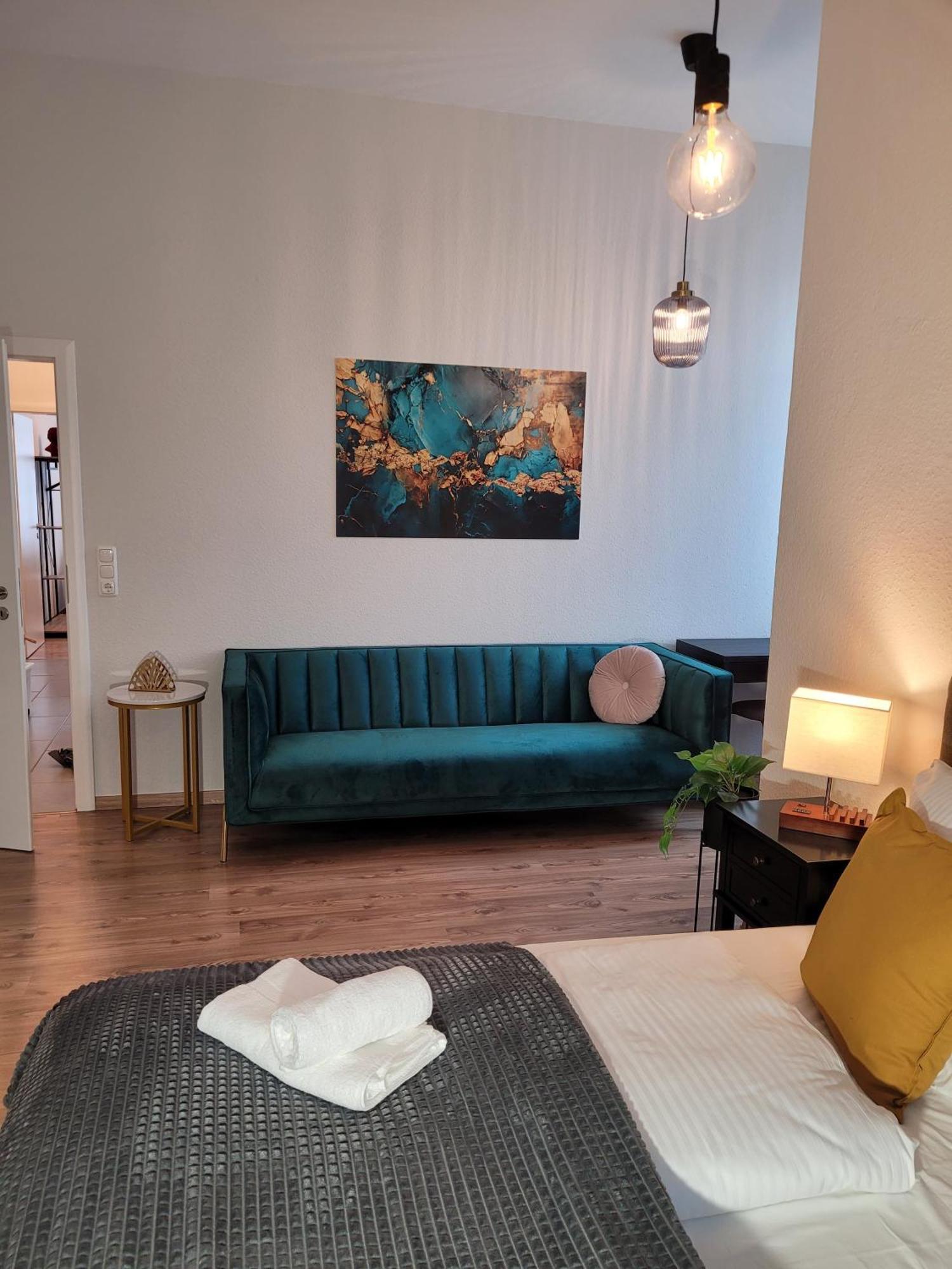 T21 - Apartment Direkt Im Zentrum Mit Parkplatz Chemnitz Buitenkant foto