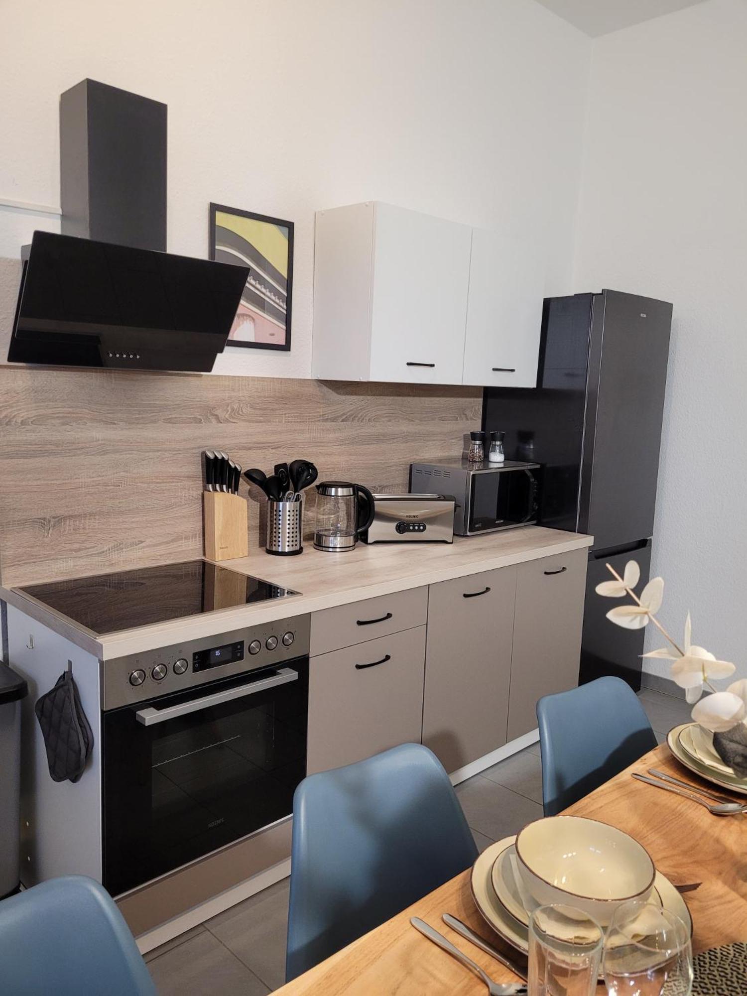 T21 - Apartment Direkt Im Zentrum Mit Parkplatz Chemnitz Buitenkant foto